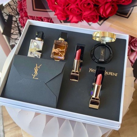 بكج حومرة سان لوران YSL LIBRE